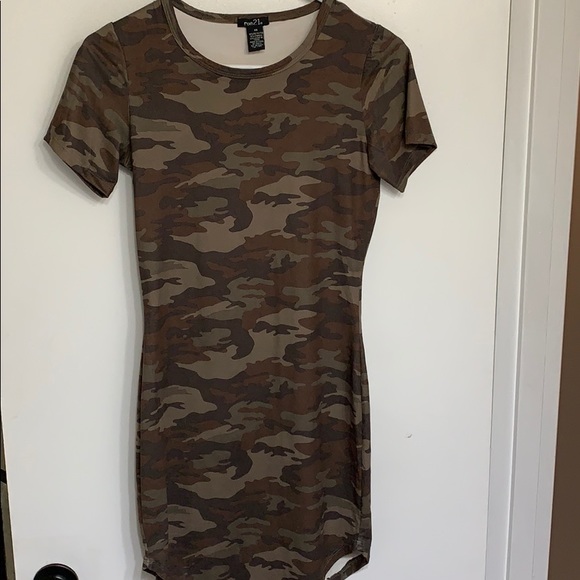 Rue21 Dresses & Skirts - Camo jersey dress NWOT